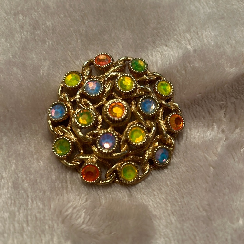 Brooch